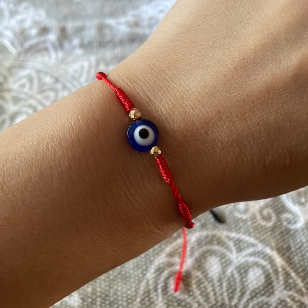 NEW plastic baggie dainty delicate evil eye 🧿 bracelet adjustable red 7 knot